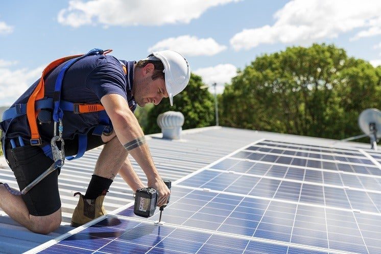 solar panel installer